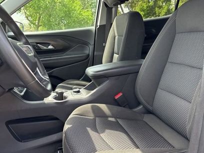 Used 2024 GMC Terrain SLE