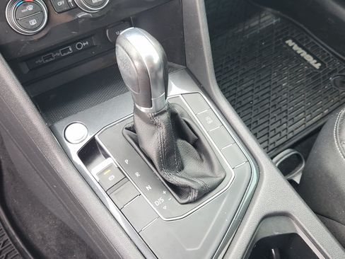 Used 2019 Volkswagen Tiguan S FWD image 20