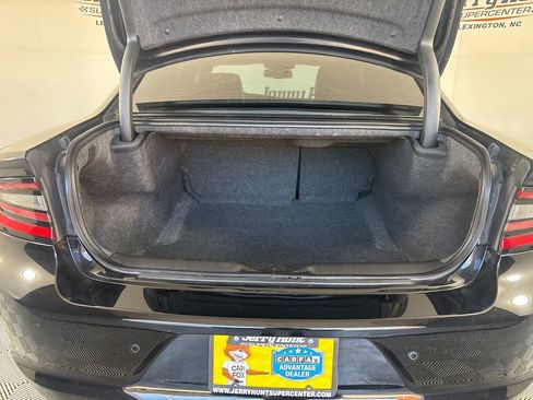 Used 2022 Dodge Charger SXT w/ Plus Group image 27