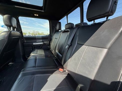 Used 2019 Ford F150 Lariat w/ Equipment Group 502A Luxury AWD/4WD image 29