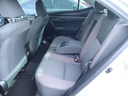 Used 2018 Toyota Corolla LE w/ Carpet Mat Package (TMS) image 11