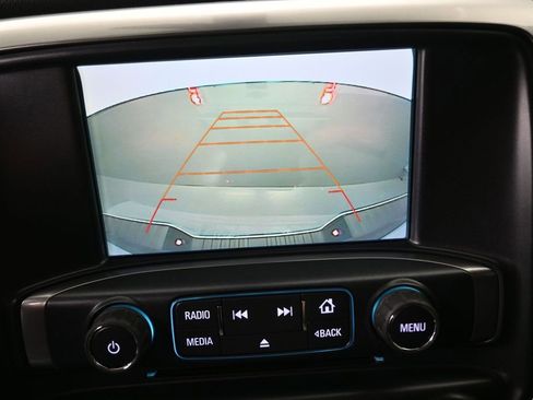 Used 2017 Chevrolet Silverado 1500 LT w/ LT Convenience Package AWD/4WD image 4