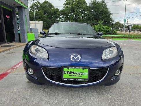 Used 2011 MAZDA MX-5 Miata Grand Touring w/ Premium Pkg RWD image 8