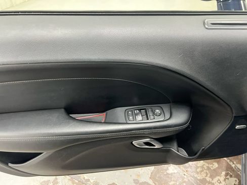 Used 2015 Dodge Challenger R/T Plus RWD image 21