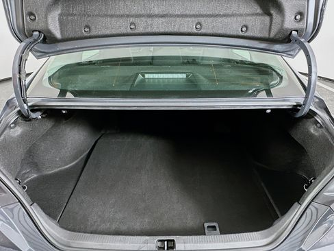 Used 2025 Toyota Camry LE image 29