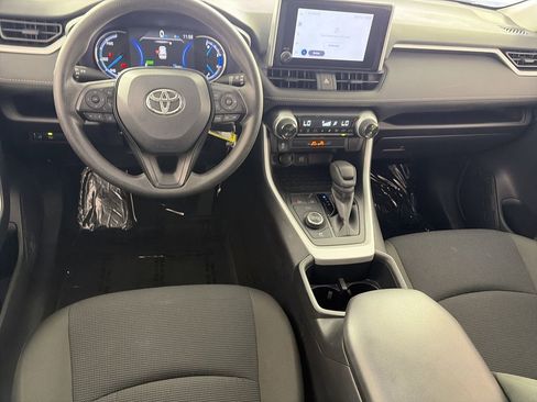 Used 2025 Toyota RAV4 LE AWD/4WD image 20