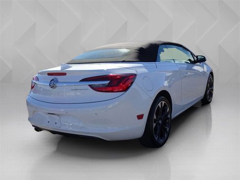 Used 2019 Buick Cascada Premium image 5