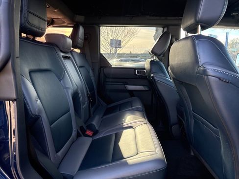 Used 2021 Ford Bronco Outer Banks w/ Sasquatch Package image 27