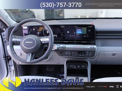 Used 2024 Hyundai Kona SEL FWD image 17