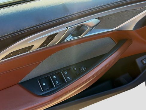 Used 2020 BMW 840i xDrive Convertible image 22