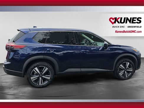 Used 2026 Nissan Rogue SL AWD/4WD image 12