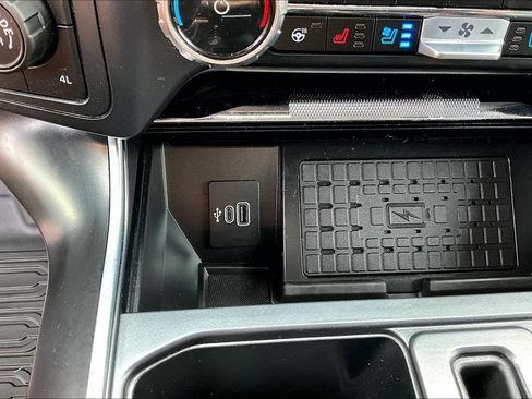Used 2025 Ford F150 Raptor AWD/4WD image 25