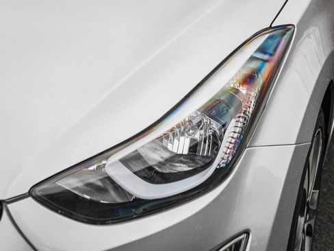 Used 2015 Hyundai Elantra Sport image 5