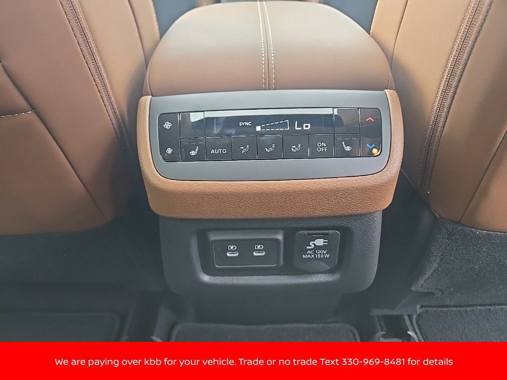 New 2026 Nissan Pathfinder Platinum w/ Accent Package AWD/4WD image 30