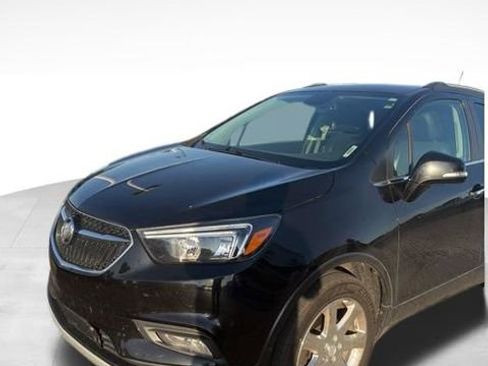 Used 2018 Buick Encore Preferred w/ Experience Buick Package FWD image 2