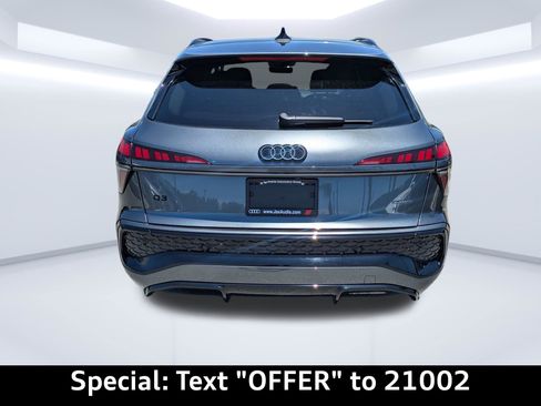 Certified 2026 Audi Q3 quattro 2.0T w/ 20" Wheel Package AWD/4WD image 5