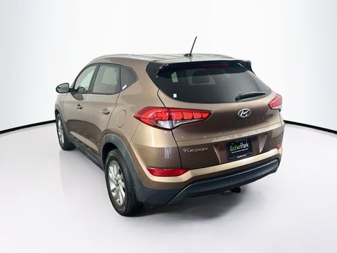 Used 2016 Hyundai Tucson SE w/ Option Group 02 FWD image 5