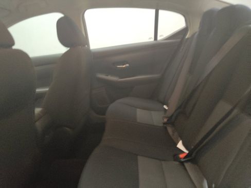 Used 2022 Nissan Sentra SV FWD image 18