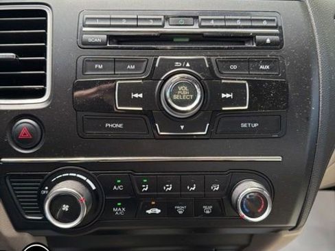 Used 2014 Honda Civic LX image 8