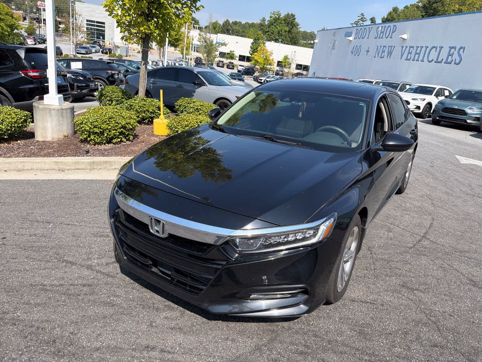 Used 2018 Honda Accord EX image 3