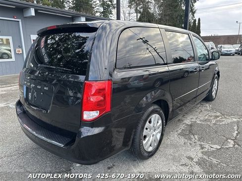 Used 2017 Dodge Grand Caravan SE w/ Power Window Group image 6