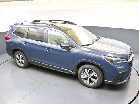 Certified 2025 Subaru Ascent Premium AWD/4WD image 42