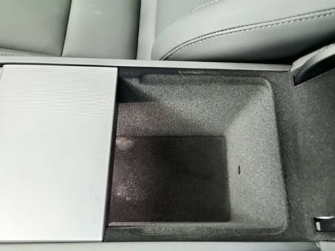 Used 2025 Tesla Model 3 Long Range RWD image 66