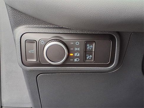 New 2025 Ford Explorer Active image 12