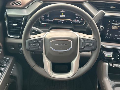 Used 2025 GMC Sierra 2500 Denali w/ Denali Reserve Package image 25