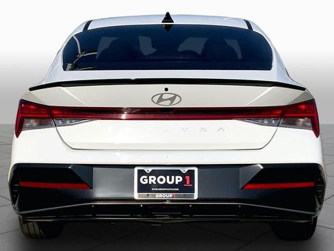 Used 2026 Hyundai Elantra SEL Sport Premium w/ Cargo Package FWD image 5