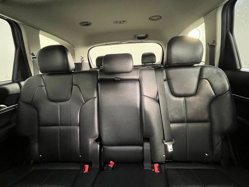 Used 2021 Kia Telluride EX image 16