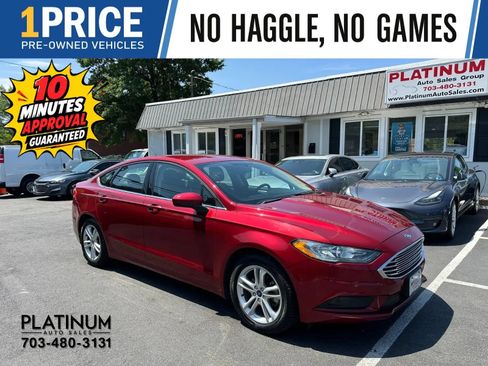 Used 2018 Ford Fusion SE w/ Fusion SE Technology Package FWD image 1