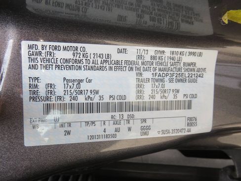 Used 2014 Ford Focus SE w/ Equipment Group 201A FWD image 40