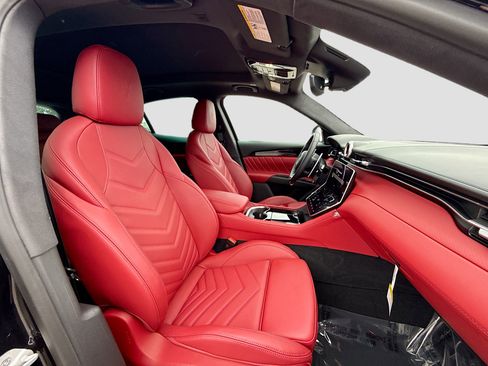 New 2025 Maserati Grecale Modena image 16