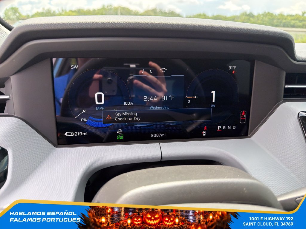 New 2027 Chevrolet Bolt LT FWD image 9