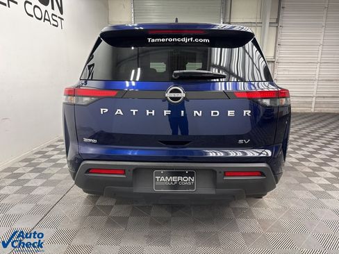 Used 2024 Nissan Pathfinder SV image 10