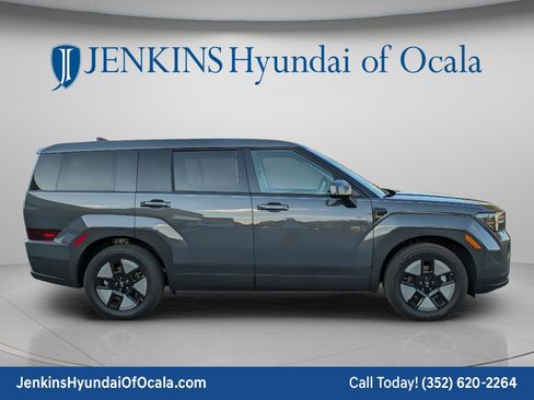 New 2026 Hyundai Santa Fe SE image 2