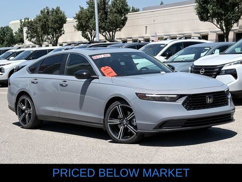 Used 2024 Honda Accord Sport image 2