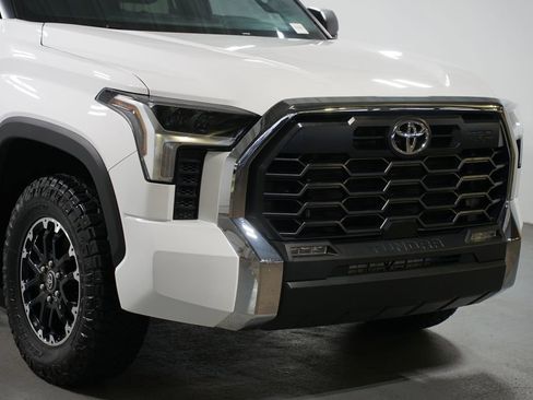 Certified 2025 Toyota Tundra SR5 w/ TRD Off-Road Package image 4