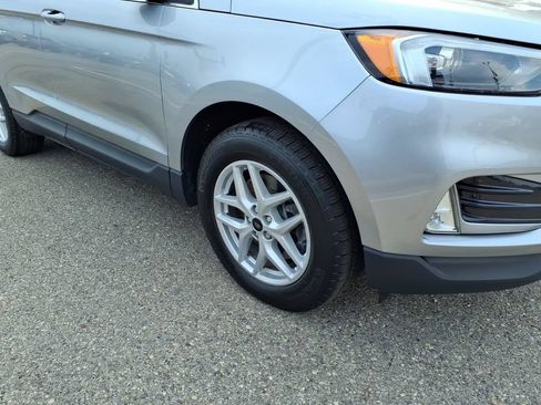 Certified 2024 Ford Edge SEL w/ Convenience Package AWD/4WD image 5