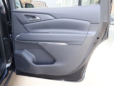 New 2026 Chevrolet Traverse LT w/ Midnight/Sport Edition image 33