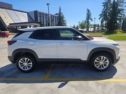 New 2026 Chevrolet TrailBlazer LS w/ LS Convenience Package AWD/4WD image 6