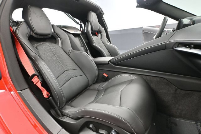 Used 2024 Chevrolet Corvette Stingray Preferred Cpe w/ Battery Protection Package RWD image 35