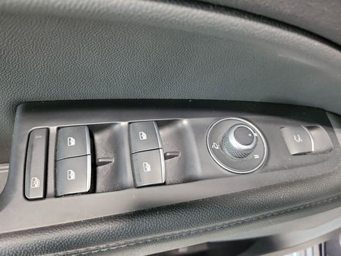 Used 2024 Alfa Romeo Stelvio Ti image 41