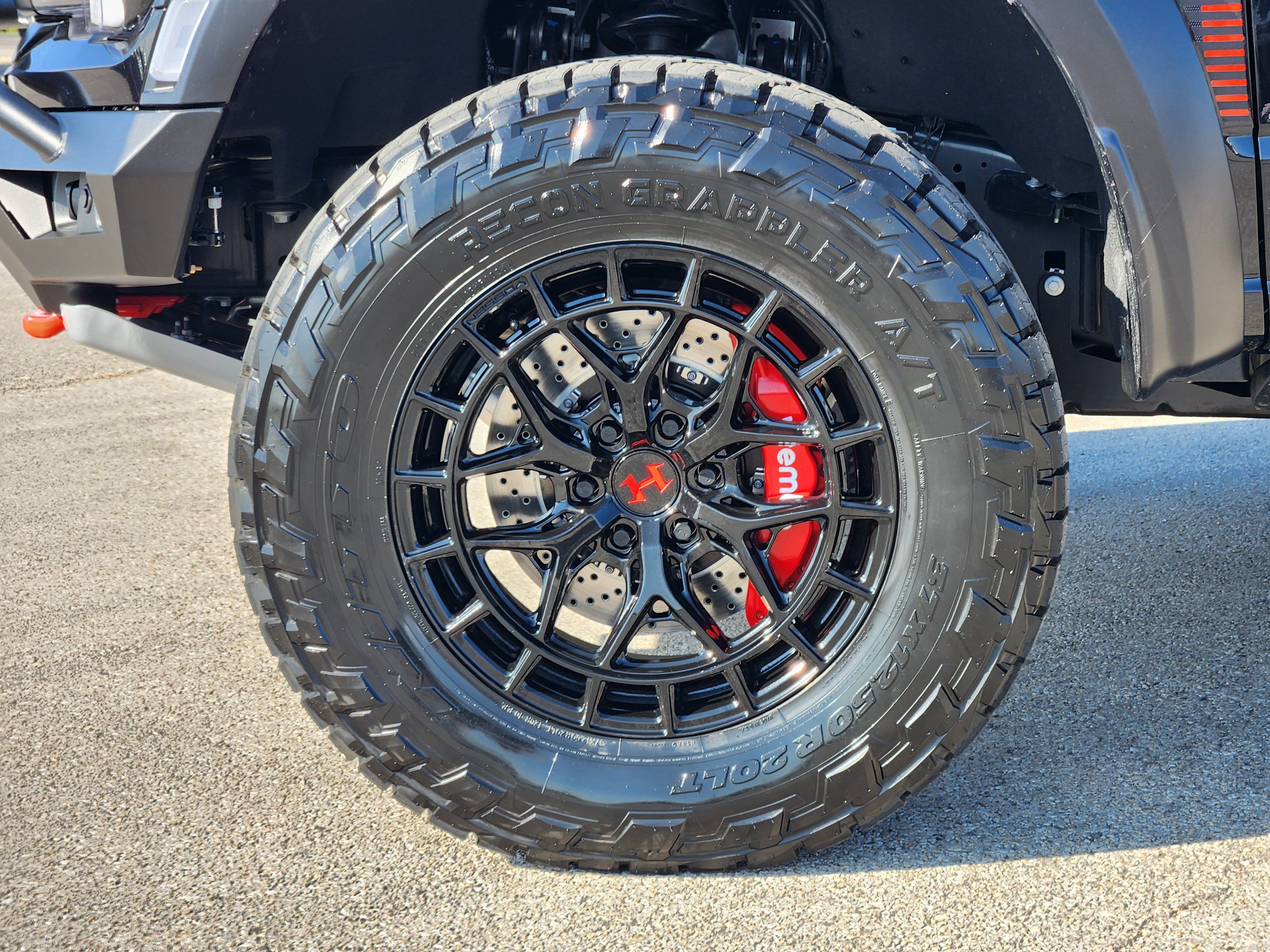 New 2026 Ford F150 Raptor w/ Equipment Group 803A Raptor R AWD/4WD image 8