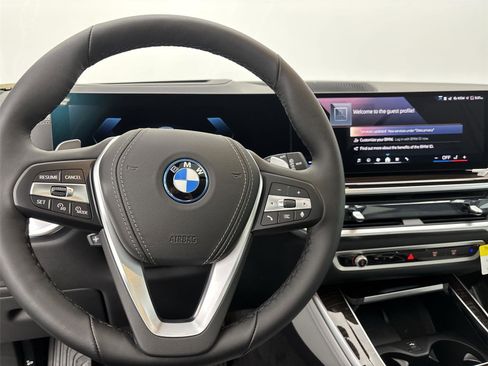 New 2026 BMW X5 xDrive50e image 22