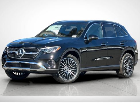 New 2026 Mercedes-Benz GLC 300 image 2