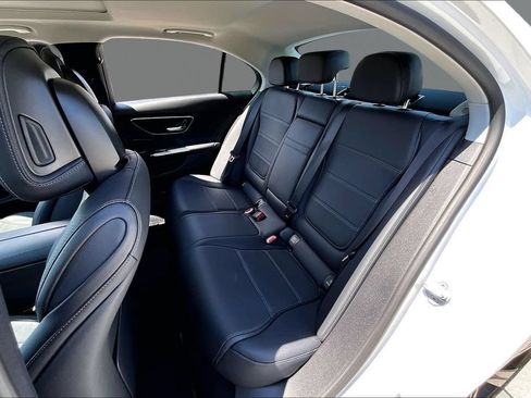 Used 2022 Mercedes-Benz C 300 Sedan image 26