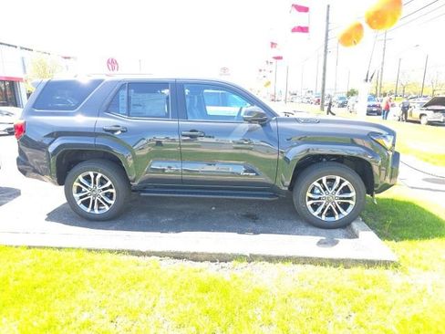 New 2026 Toyota 4Runner Limited AWD/4WD image 4