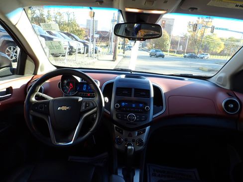 Used 2012 Chevrolet Sonic LTZ image 10